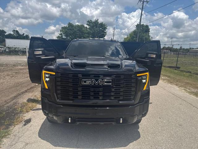 2025 GMC Sierra 2500HD 4WD Crew Cab Standard Bed Denali