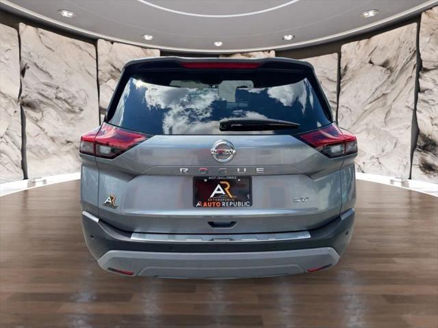 2021 Nissan Rogue SV FWD