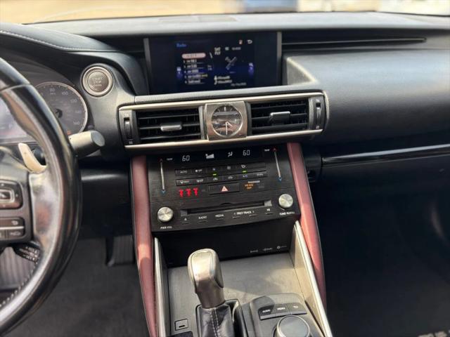 2017 Lexus IS 200t 200t