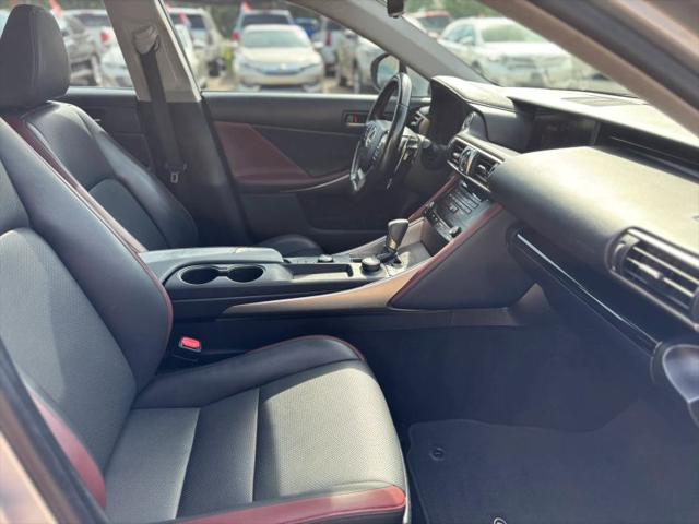 2017 Lexus IS 200t 200t