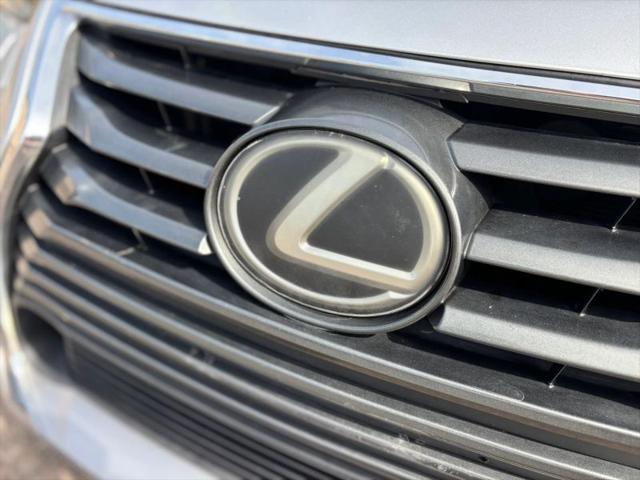 2017 Lexus IS 200t 200t