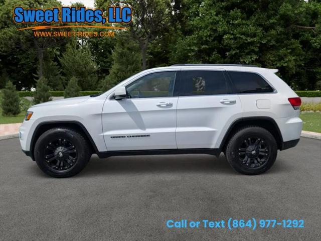 2017 Jeep Grand Cherokee Laredo 4x2
