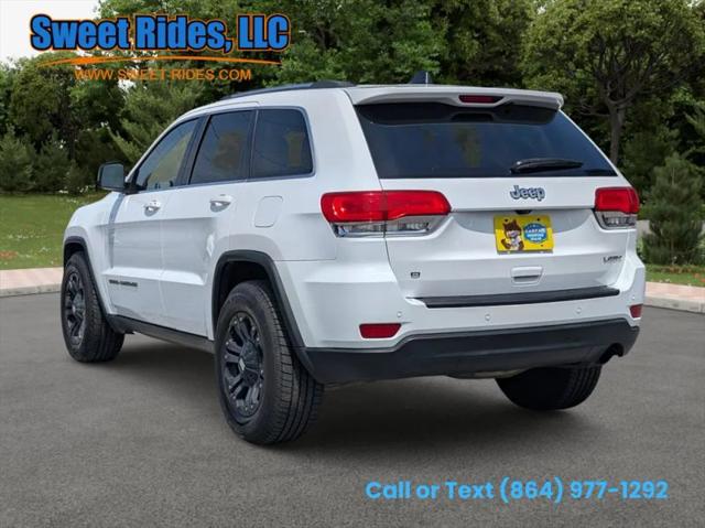 2017 Jeep Grand Cherokee Laredo 4x2