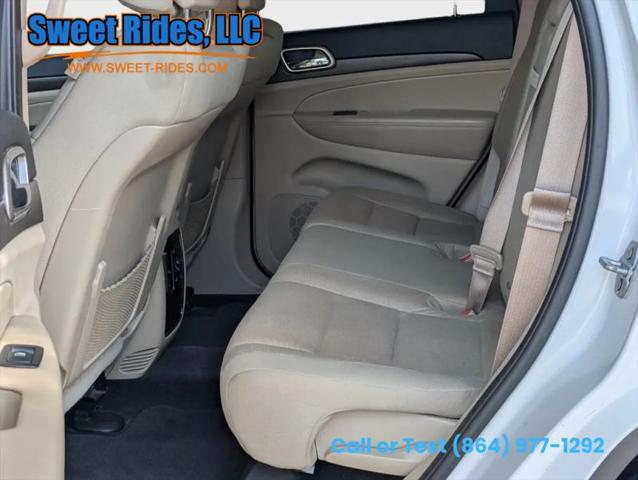 2017 Jeep Grand Cherokee Laredo 4x2