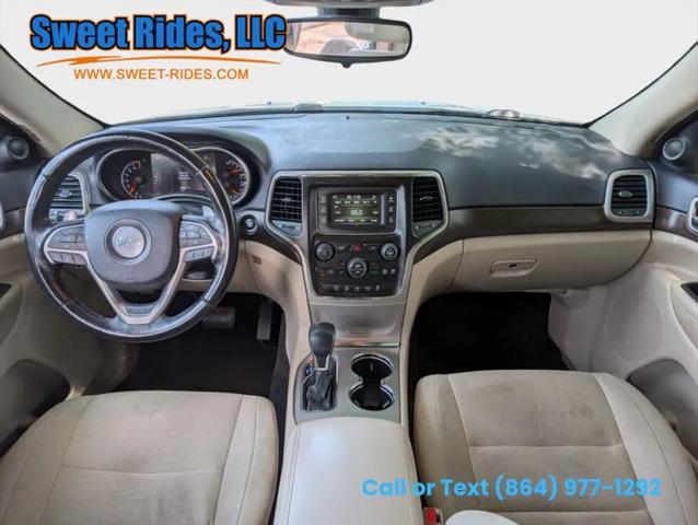 2017 Jeep Grand Cherokee Laredo 4x2
