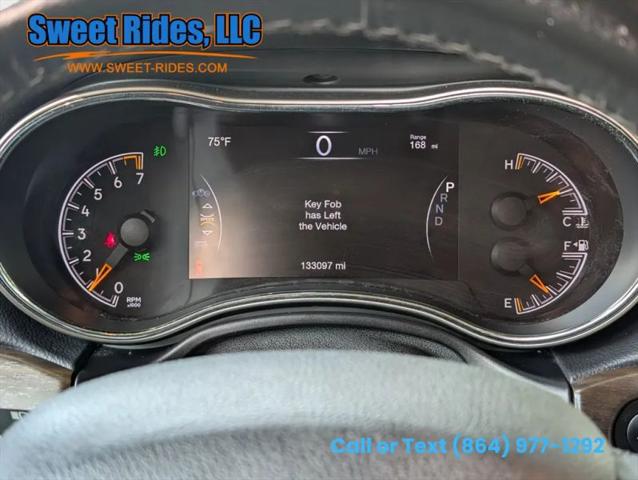 2017 Jeep Grand Cherokee Laredo 4x2