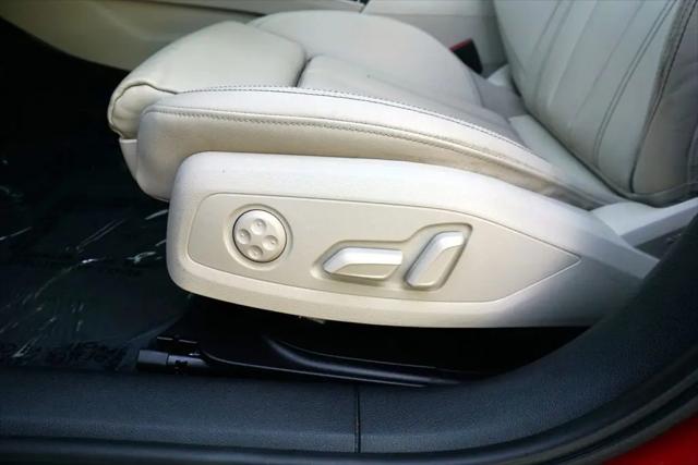 2024 Audi A4 Premium Plus 45 TFSI S line quattro S tronic