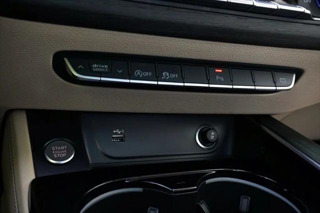 2024 Audi A4 Premium Plus 45 TFSI S line quattro S tronic