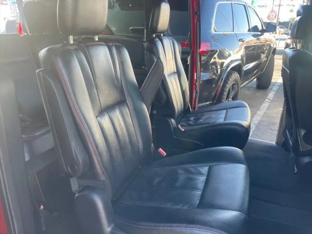 2016 Dodge Grand Caravan R/T