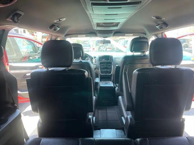 2016 Dodge Grand Caravan R/T