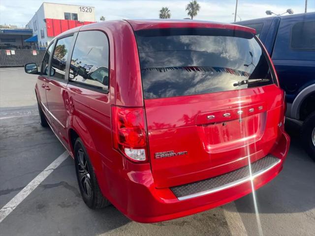 2016 Dodge Grand Caravan R/T