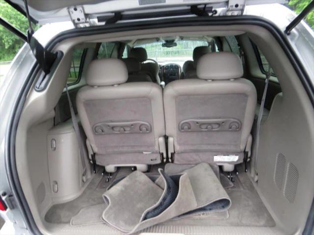 2002 Chrysler Town & Country Limited