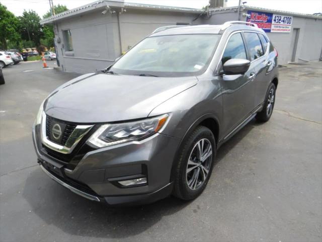 2017 Nissan Rogue SL