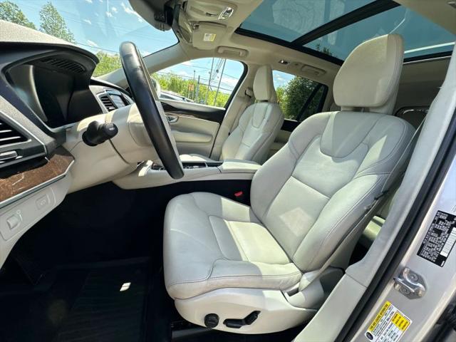 2019 Volvo XC90 T6 Momentum