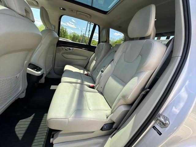 2019 Volvo XC90 T6 Momentum