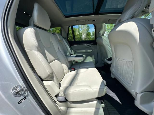 2019 Volvo XC90 T6 Momentum