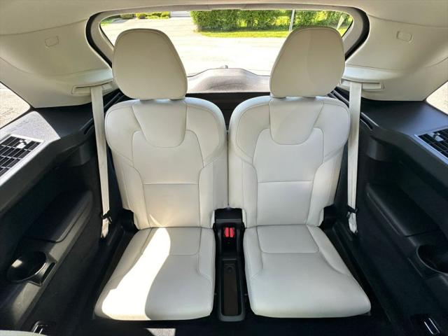 2019 Volvo XC90 T6 Momentum