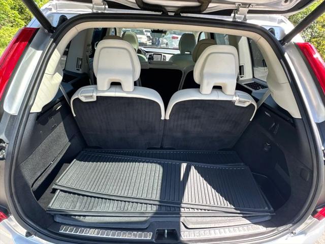 2019 Volvo XC90 T6 Momentum
