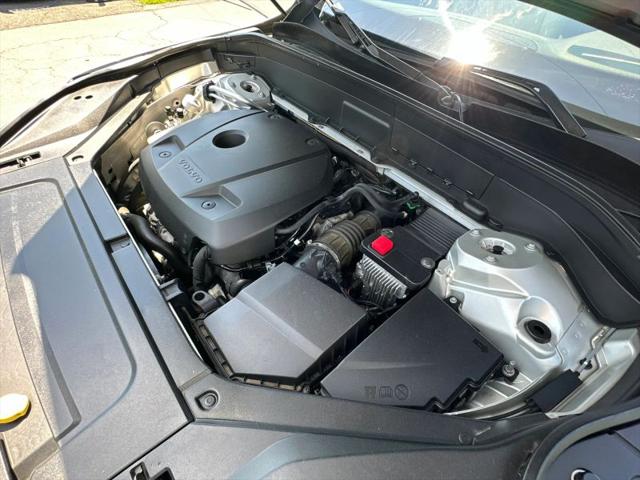 2019 Volvo XC90 T6 Momentum