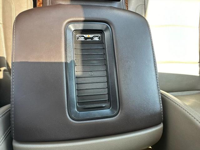 2020 Chevrolet Suburban 4WD Premier