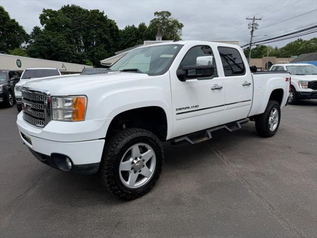 2011 GMC Sierra 2500HD Denali