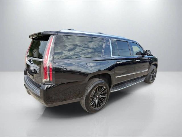 2018 Cadillac Escalade ESV Luxury