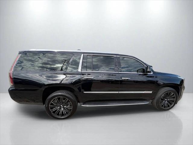 2018 Cadillac Escalade ESV Luxury