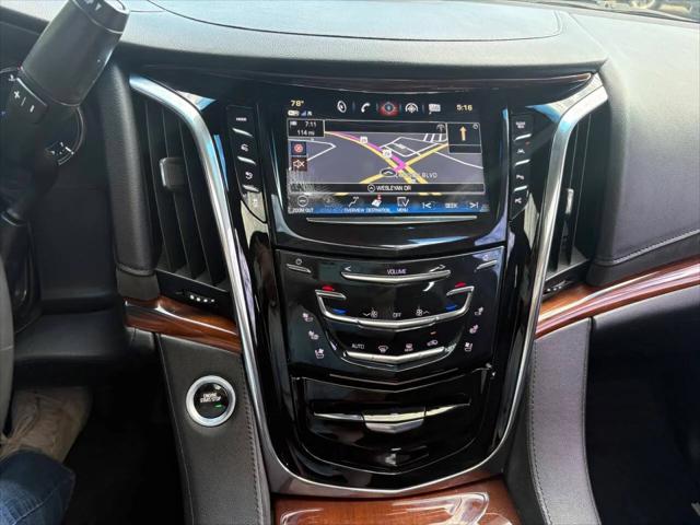 2018 Cadillac Escalade ESV Luxury