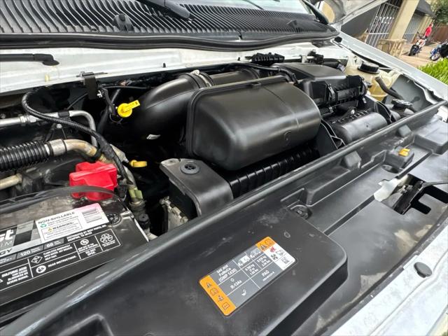 2021 Ford E-350 Cutaway Base
