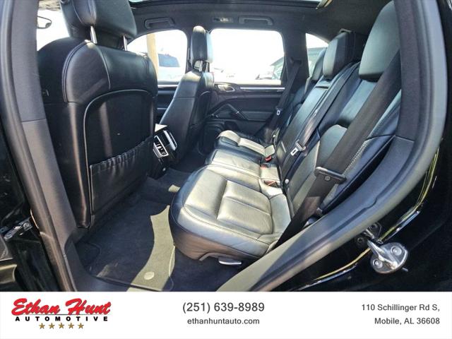 2016 Porsche Cayenne Base