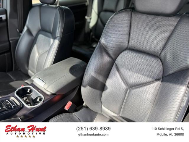2016 Porsche Cayenne Base