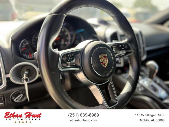 2016 Porsche Cayenne Base