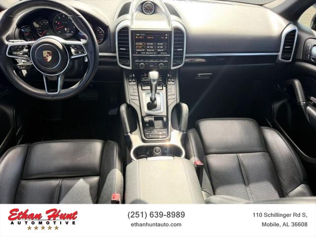 2016 Porsche Cayenne Base