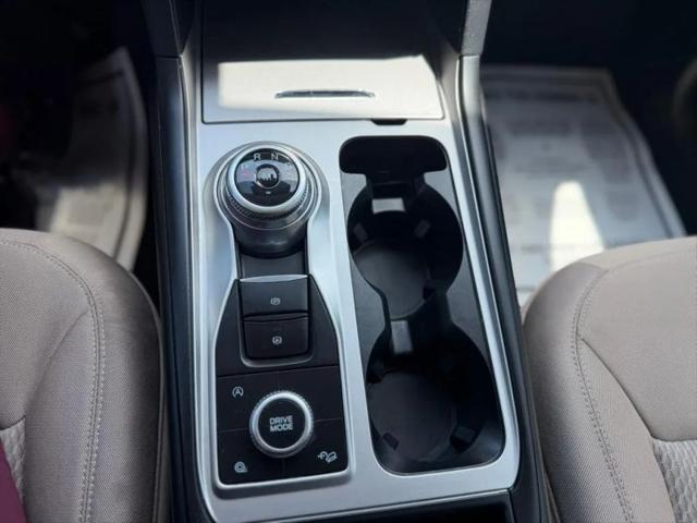 2020 Ford Explorer Base
