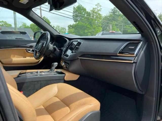 2018 Volvo XC90 T6 Momentum