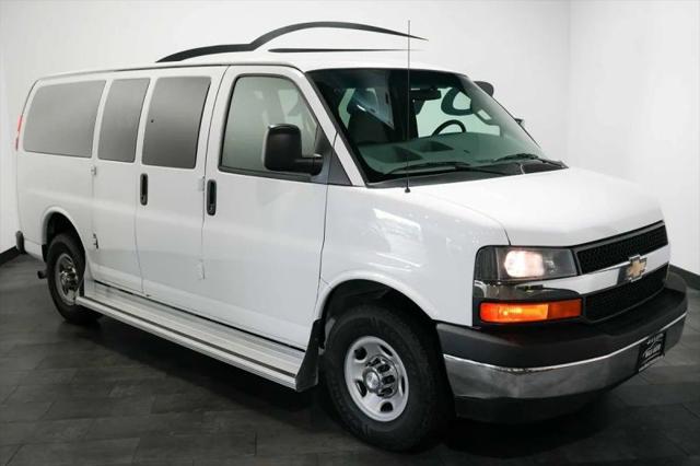 2017 Chevrolet Express LT