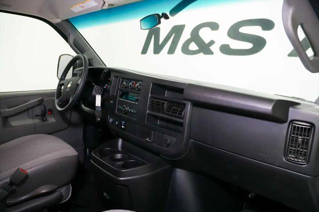 2017 Chevrolet Express LT