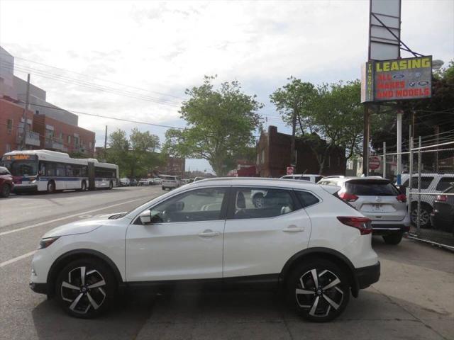 2021 Nissan Rogue Sport SL AWD Xtronic CVT