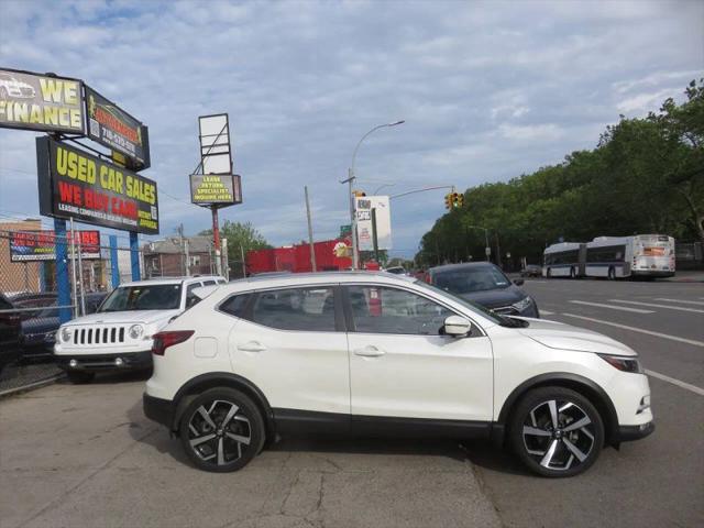 2021 Nissan Rogue Sport SL AWD Xtronic CVT