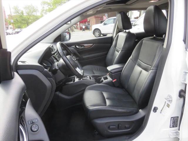 2021 Nissan Rogue Sport SL AWD Xtronic CVT