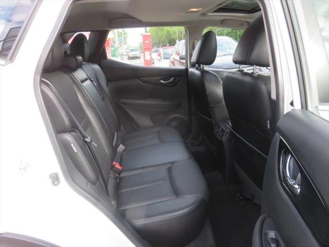 2021 Nissan Rogue Sport SL AWD Xtronic CVT