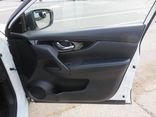2021 Nissan Rogue Sport SL AWD Xtronic CVT