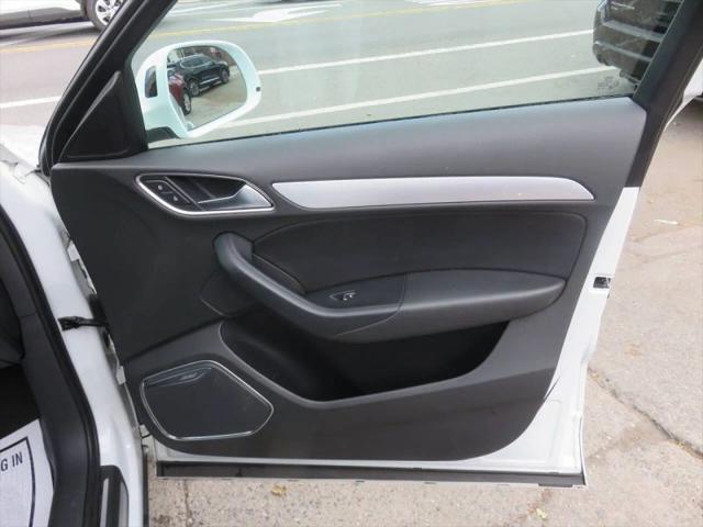 2015 Audi Q3 2.0T Premium Plus