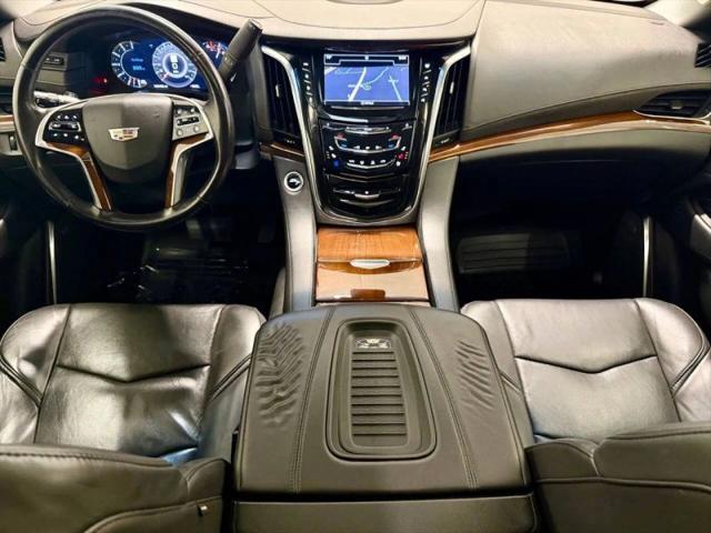 2018 Cadillac Escalade ESV Premium Luxury