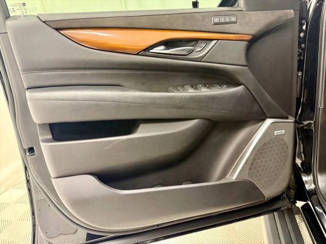 2018 Cadillac Escalade ESV Premium Luxury
