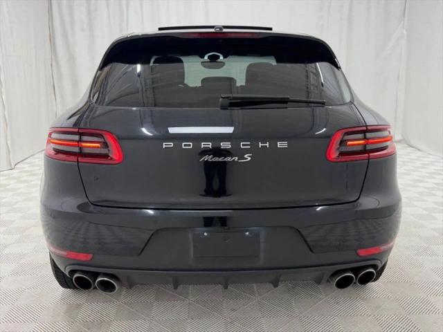 2016 Porsche Macan S