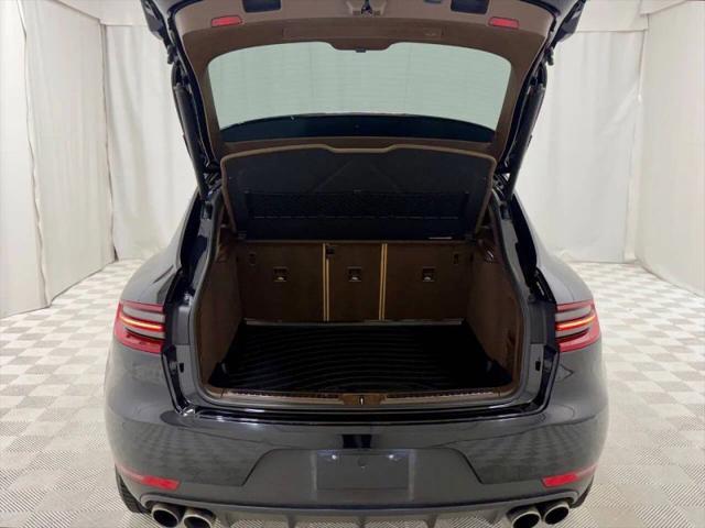 2016 Porsche Macan S