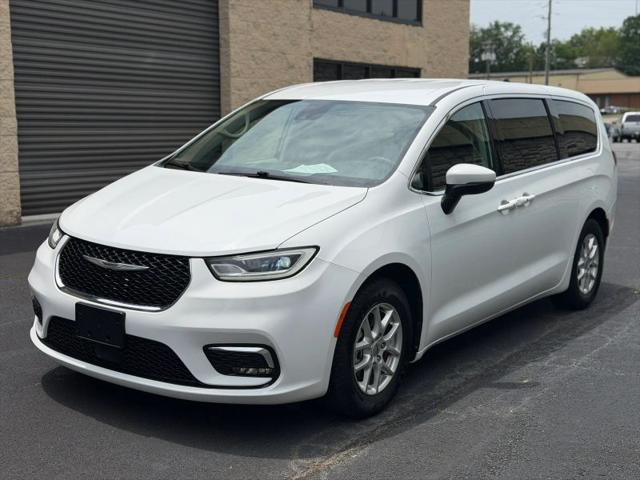 2023 Chrysler Pacifica Touring L for sale in Alpharetta, GA