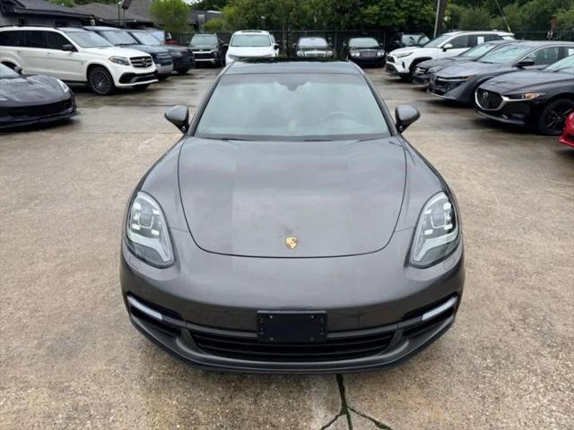 2018 Porsche Panamera 4
