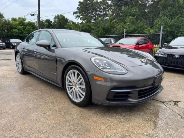 2018 Porsche Panamera 4